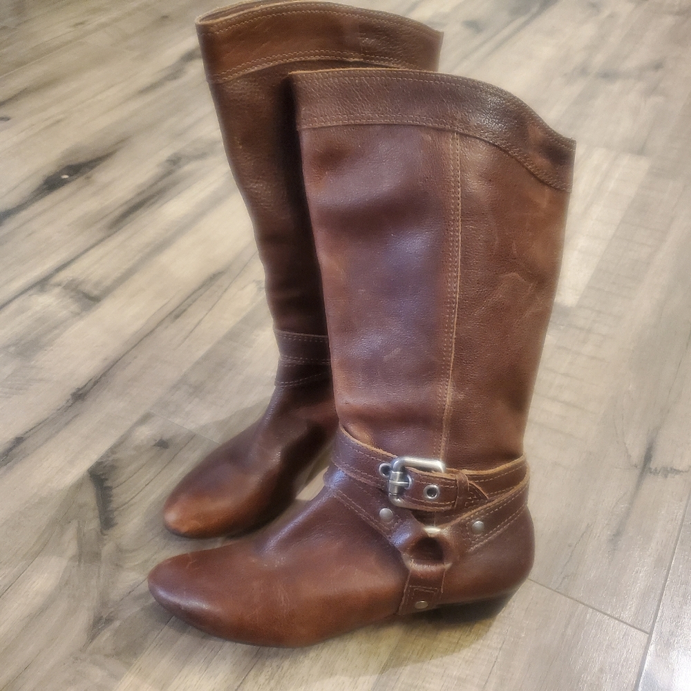 👢Gianni Bini Brown Leather Boots